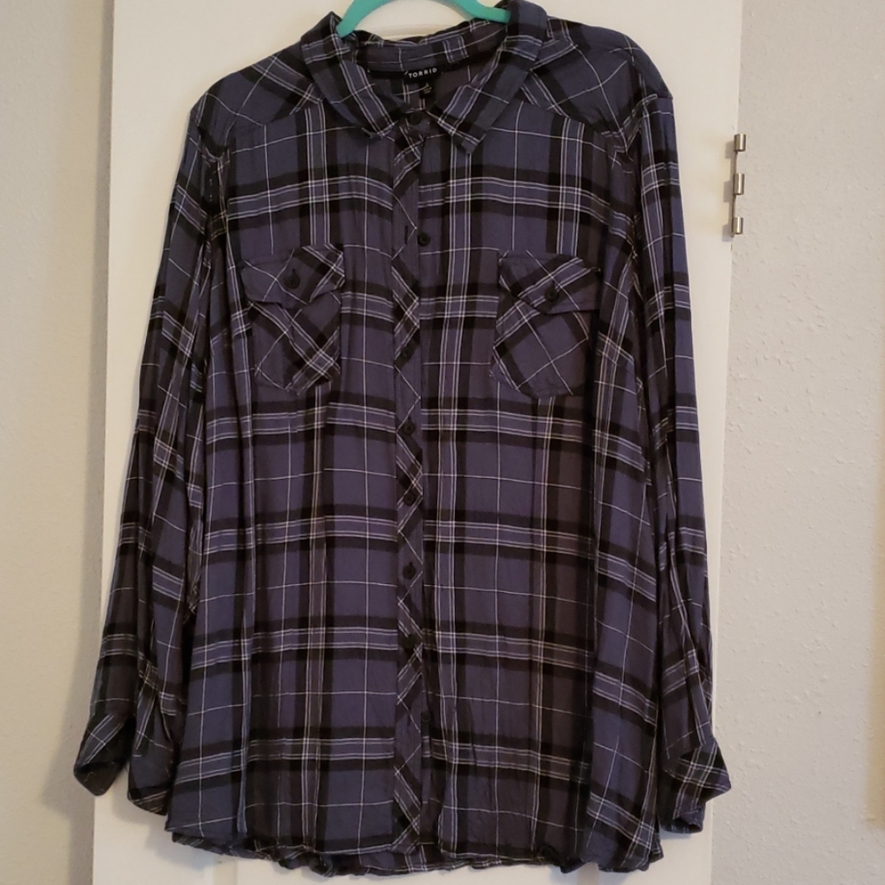 Torrid soft wash blue and black plaid long sleeve